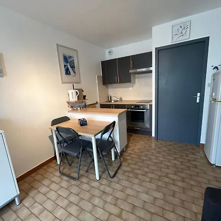 T2 A Cote De La Quartier Des Quilles *